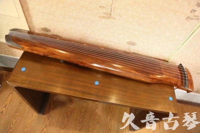 阿拉善盟●久音古琴  ●今日推荐20230527  [断纹仲尼式]